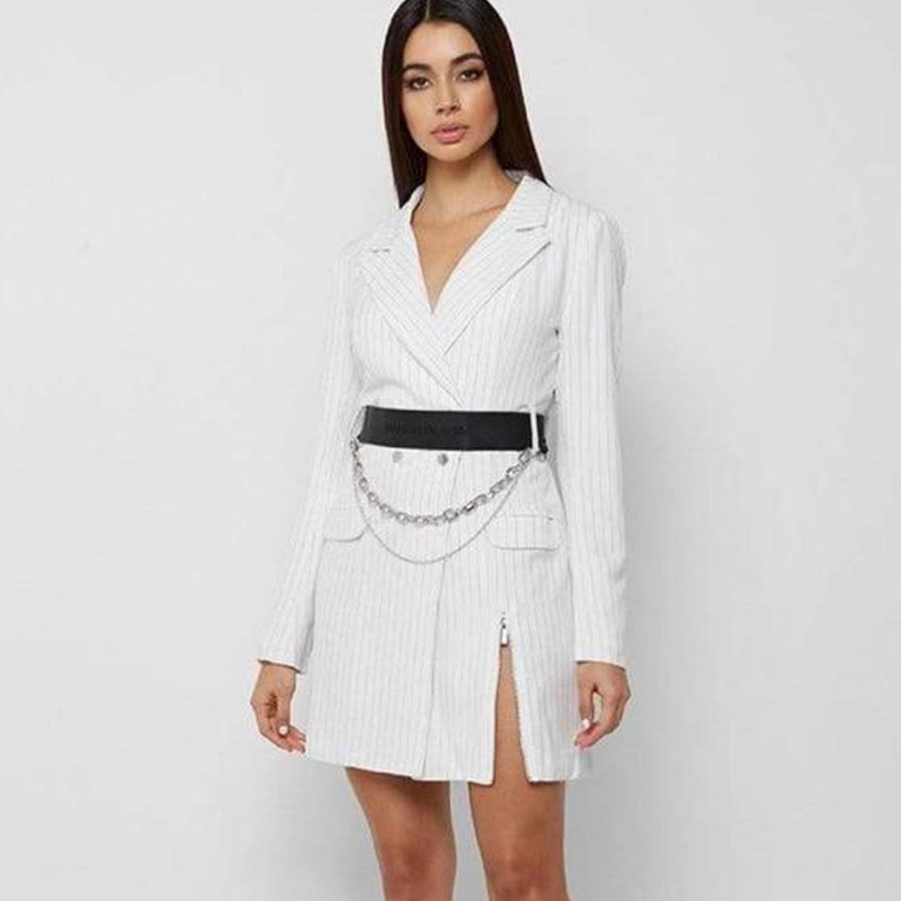 Maniere De Voir White Long Sleeve Dress